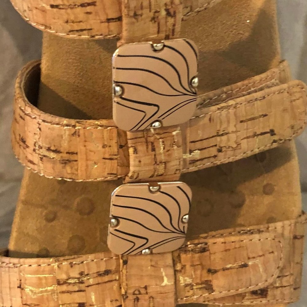 Size 7 Vionic Amber Adjustable Velcro Sandals - image 5